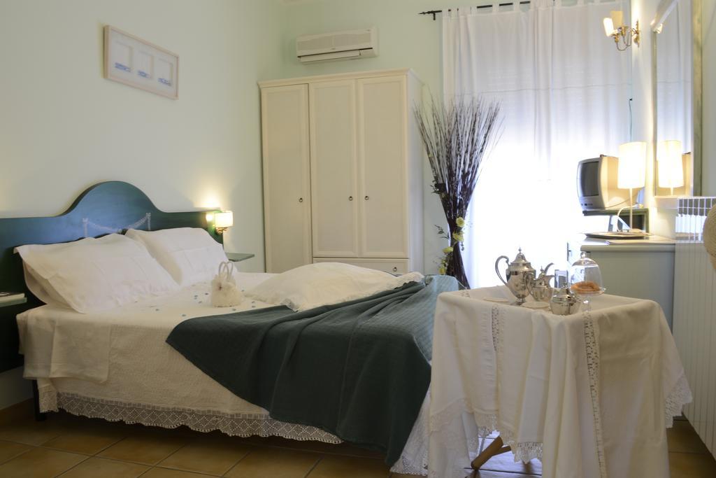 Bed and Breakfast Terre del Sud Locri Camera foto